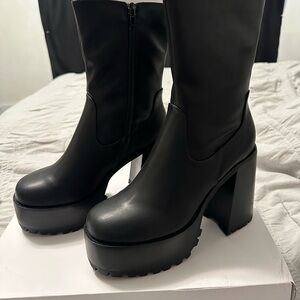 Princess Polly Black Garbo Boots